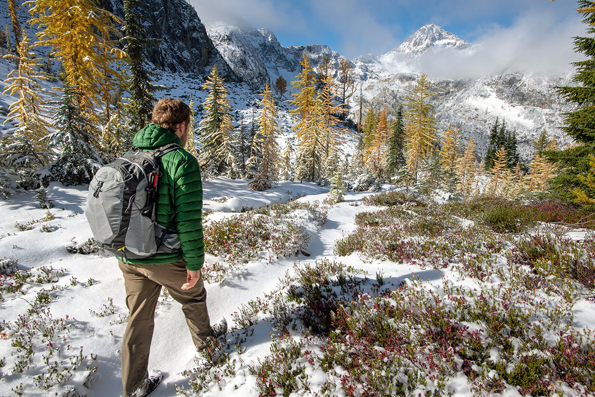 Arc'teryx Cerium LT Hoody (hiking 2)